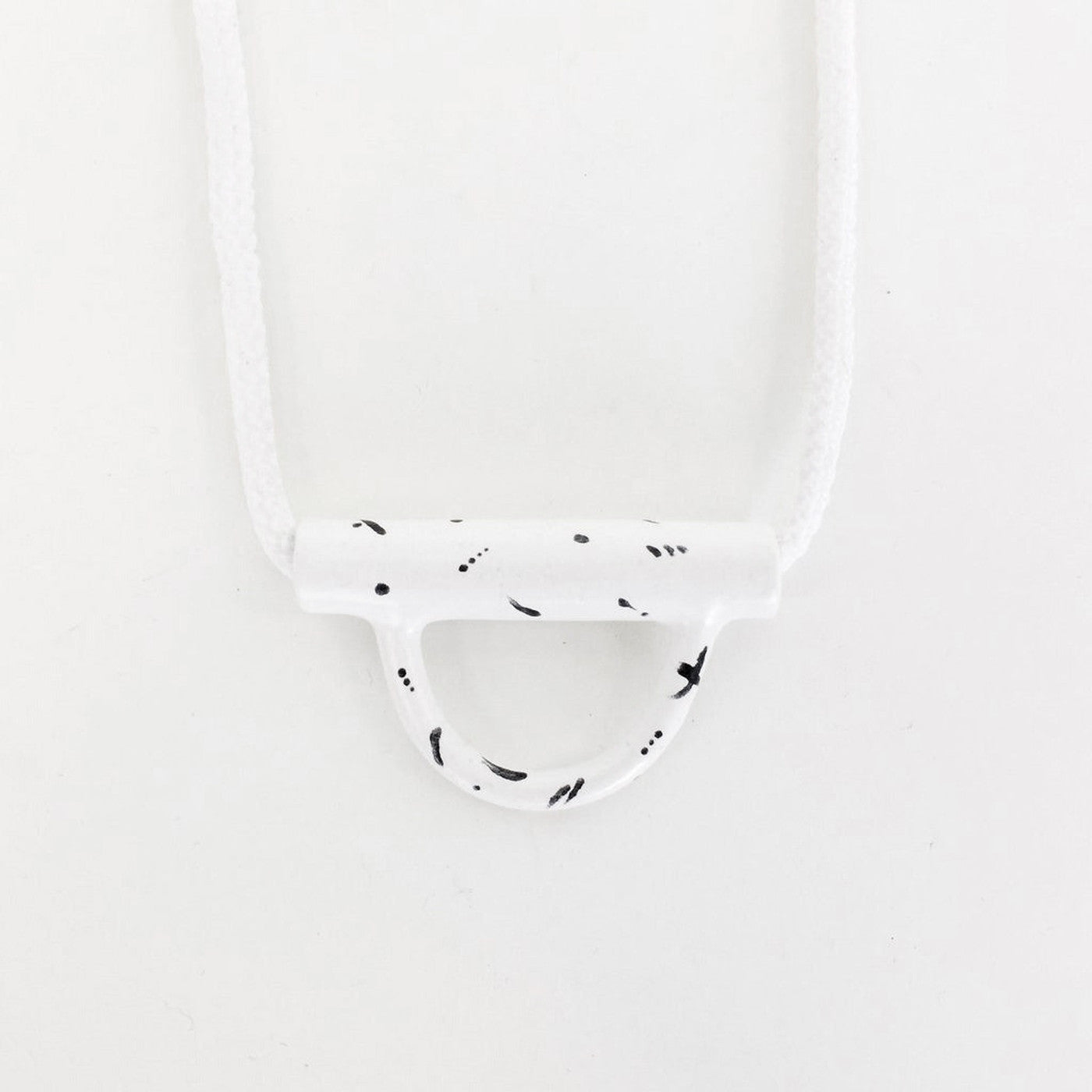 Speckled U-Lock Necklace